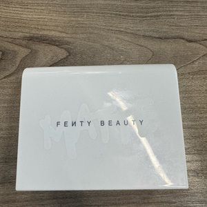 Fenty beauty invisimatte instant setting powder